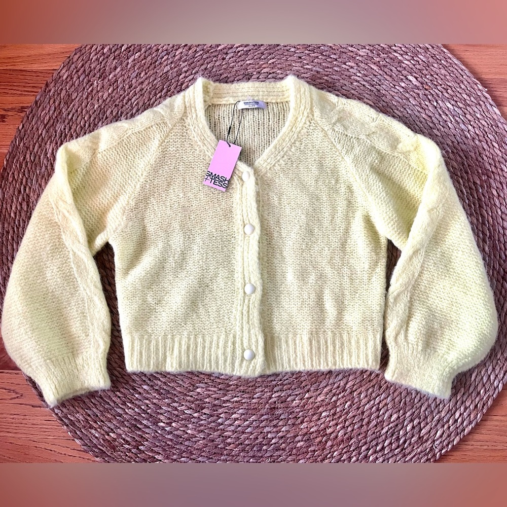 Smash+Tess “ Stella “ cardigan. Size m/l. Brand new w tags. Pale yellow